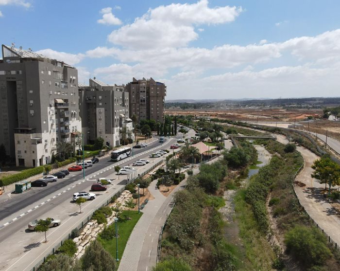 דקר 15-13