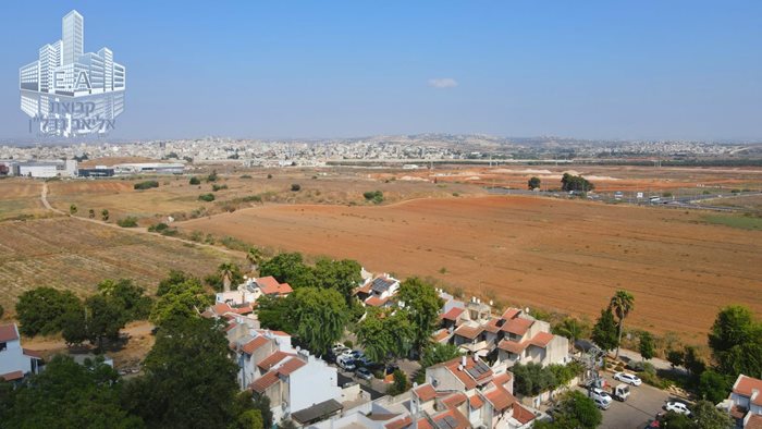 ישראל פוליאקוב 12 קריית האומנים רמלה