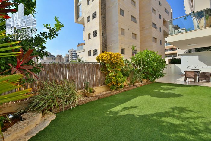 ישראל פוליאקוב 12 קריית האומנים רמלה