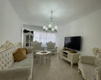 אלי כהן 16 דירת 3 חדרים משופצת מהיסוד