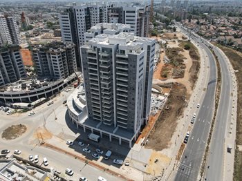 משה לוי 31 רמלה מערב (נווה דורון) דירת 5 חדרים עם מחסן וחניה